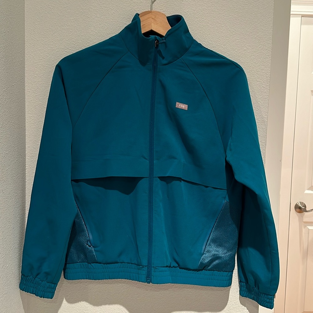 FIGS Jacket
